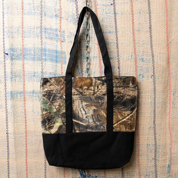 Upcycled handmade carhartt x realtree tote bag - Picture 5 of 7